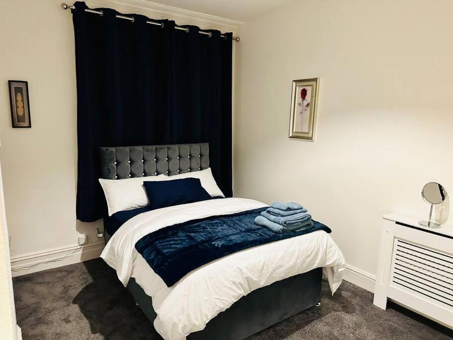 Bespoke 2 Bedroom Apt Derby City Exteriör bild