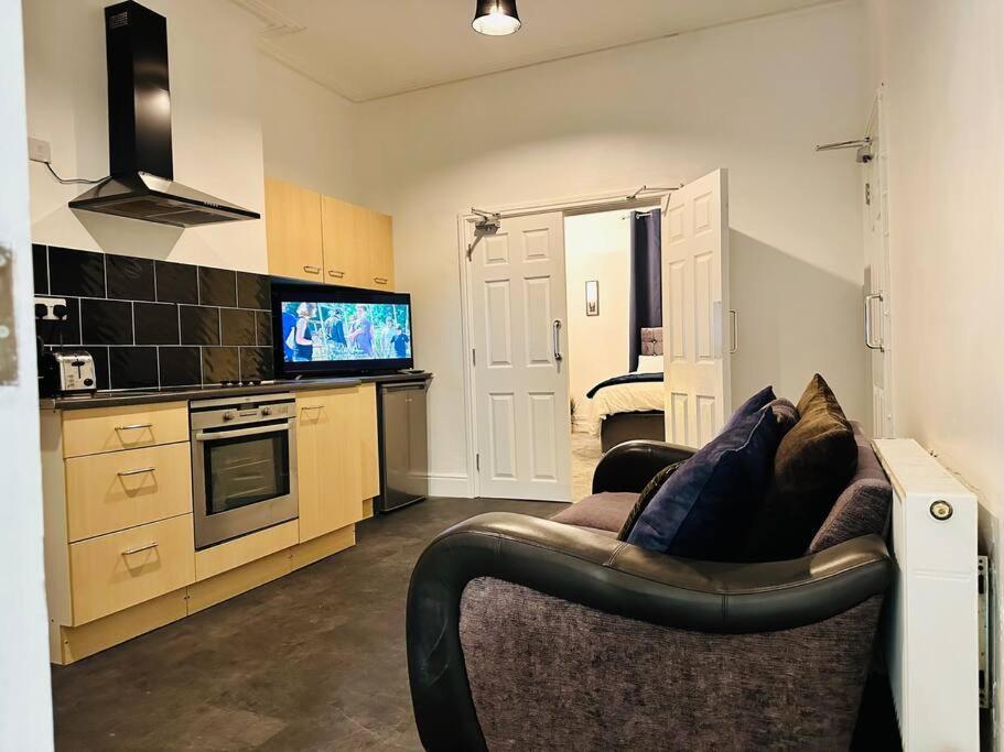 Bespoke 2 Bedroom Apt Derby City Exteriör bild