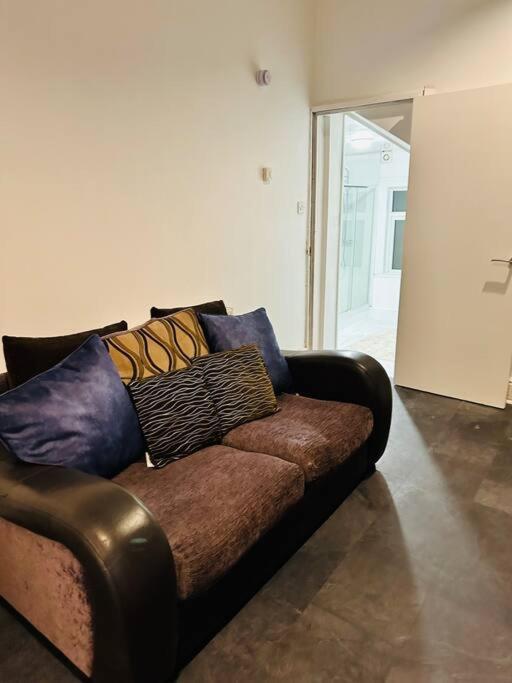 Bespoke 2 Bedroom Apt Derby City Exteriör bild